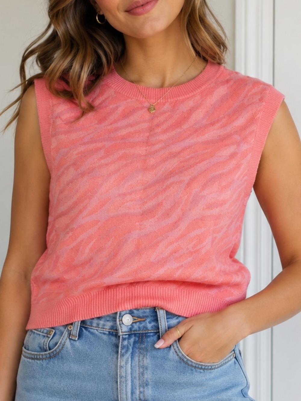 Nasty Gal Collection Hot Pink Zebra Sweater Vest Size 8